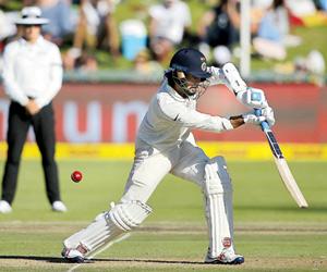 Daryll Cullinan: India need runs to win in South Africa
