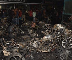 Mobs go on a rampage against 'Padmaavat' in Ahmedabad