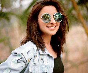 Fans laud Parineeti Chopra for her stretch marks picture