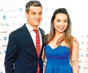 Liverpool fans blame Philippe Coutinho's wife over Barcelona move