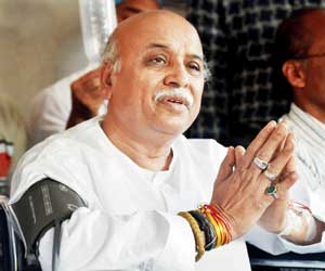 VHP leader Pravin Togadia alleges that 'some people' were out to kill him