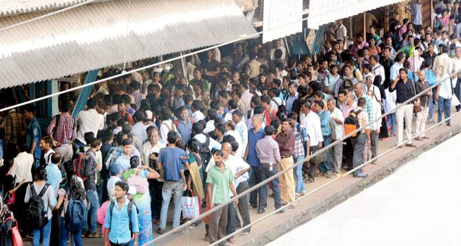The report hinted that the rise in the number of commuters was expected to more than double in the decade. Representational Picture