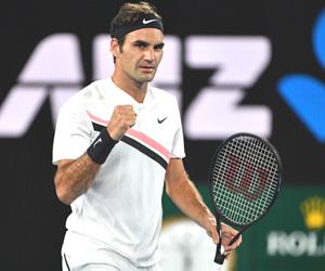 Australian Open: Roger Federer through to third round