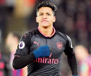 Alexis Sanchez would become Manchester United's big buy: Reports