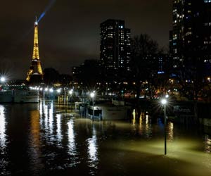 1,500 evacuated amidst fear of flooding in Paris as Seine river keeps rising