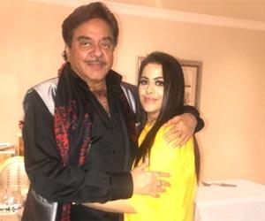 Shatrughan Sinha meets Sanjay Dutt's 'beautiful' daughter Trishala