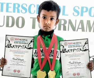 Mumbai: Cement bench crushes 7-year-old sports prodigy to death