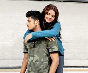 Mumbai's Shreyas Iyer gets shy when his sister wants a photo with him