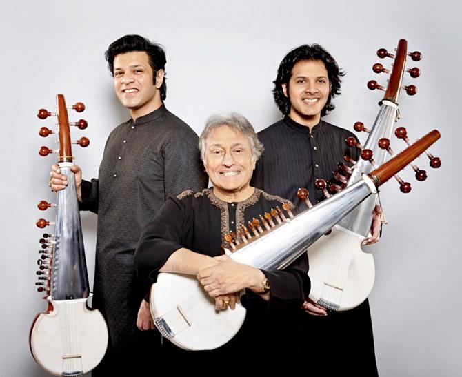 Sarod maestro Ustad Amjad Ali Khan to peform with his sons in Mumbai on Sunday
