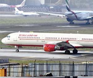 Air India likely to offer laptops to business class passengers