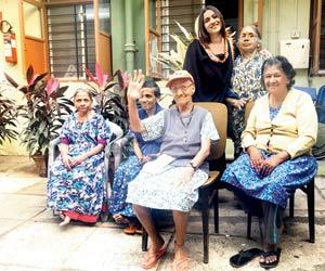 Ankita Lokhande visits an old-age home