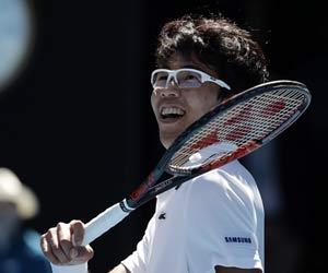 Australian Open: South Korea's Hyeon Chung advances to semis
