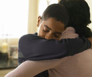 Left-sided hugs more emotional, claims a study