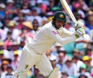 Usman Khawaja helps Australia take hold of SCG Test