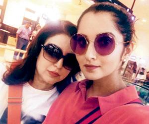 Sania Mirza sends her love to best pal Farah Khan on her 53rd birthday