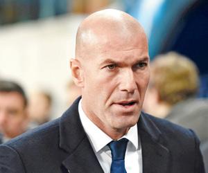Real Madrid coach Zidane focused on PSG not his future