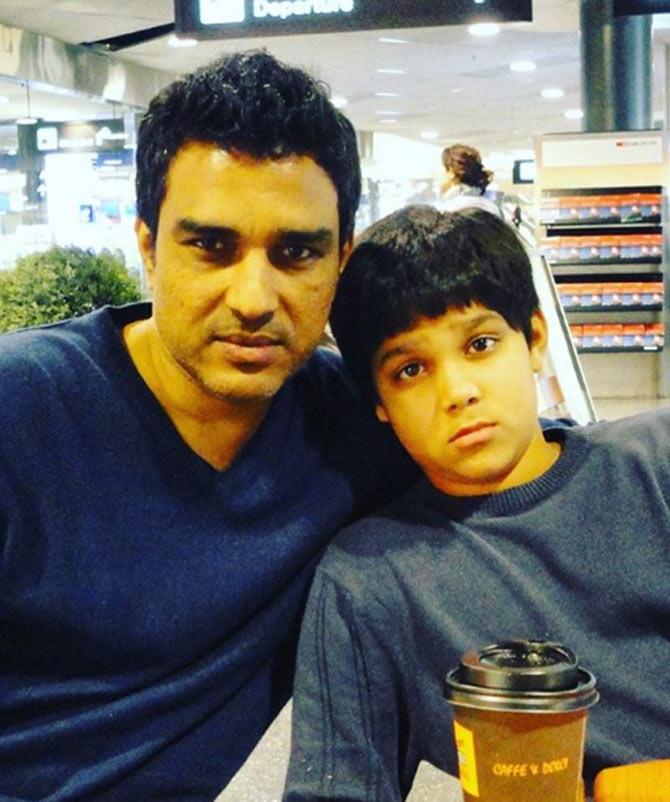 A flashback picture of a younger Sanjay Manjrekar with son Siddharth seemingly in his teens