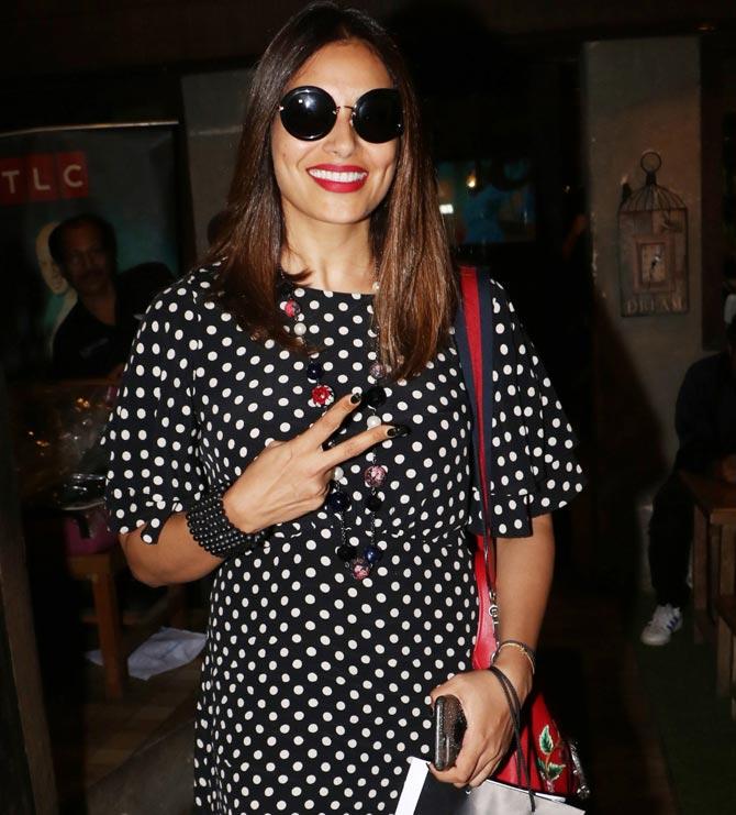 Last seen in Alone (2015) with husband Karan Singh Grover, Bipasha Basu will return to the big screen with a new film but it won't be sans her dear hubby, Karan. Although the beauty has been around in the social circuits, she has been missing from the big screens. Now, a recent report that states that the Raaz girl is back with a film, which will feature Karan opposite her. Pictured: Bipasha Basu poses for the photographers at the salon