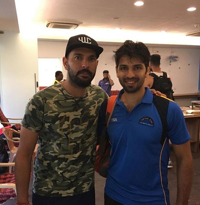 Naman Ojha is known to be very close to cricketer Yuvraj Singh. The duo have played together in the same squad on various occasions