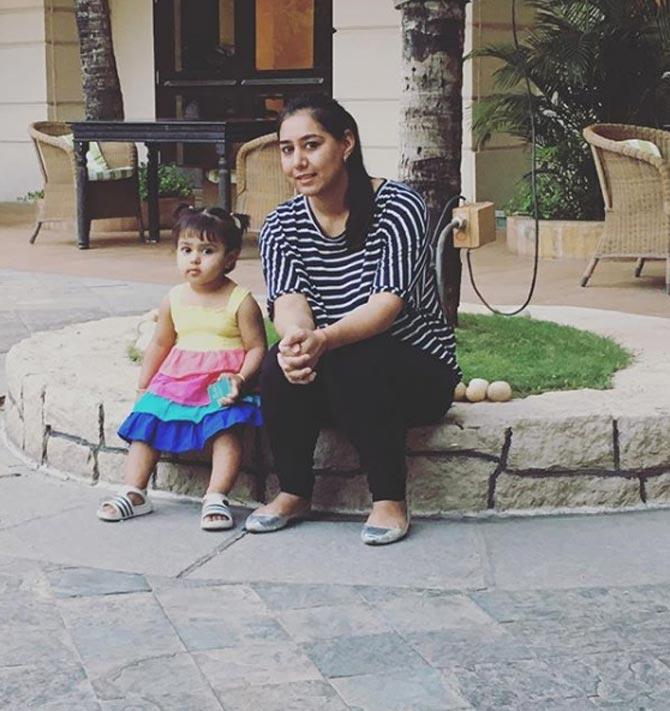Naman Ojha posted a picture of his adorable daughter Aanya and wife Anita Sharma