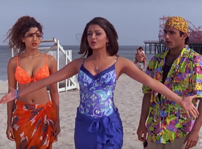 Suman Ranganathan, however, caught everyone's attention in 1999, when she played the sensuous Loveleen in Aa Ab Laut Chalen. She stunned everyone with her bold avatar, especially when she sizzled in the songs Pyar Hua Pyar Hua and Yehi Hai Pyar opposite Akshaye Khanna in Aa Ab Laut Chalen.