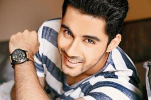 Abhishek Bajaj to play doting son on-screen