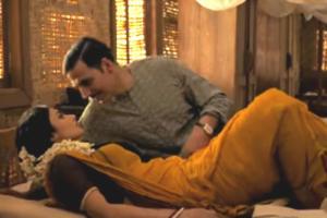 Akshay Kumar romances Mouni Roy in 'Gold' track