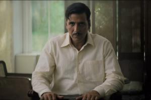 Akshay Kumar aces the Bengali look for Gold