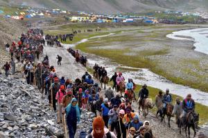 2,966 pilgrims leave for Amarnath as yatra resumes