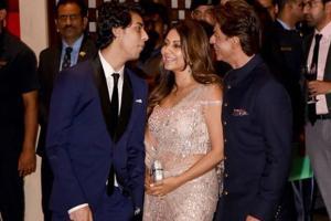 Shah Rukh Khan's photo with son Aryan and wife Gauri will leave you all smiles