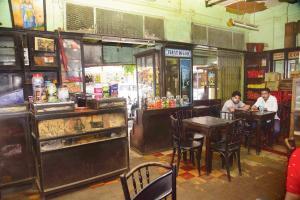 Bombay Rewind: Here's the story of Irani cafe in Girgaum
