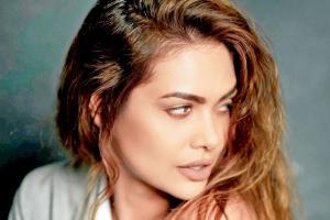 Esha Gupta: Abroad's biggest stars are doing shows on Netflix, India is behind