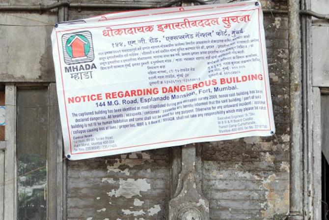 "Dangerous Building" notice put up on the Esplanade Mansion by MHADA