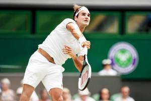 Wimbledon: Roger Federer enters 16th quarterfinal; Rafael Nadal cruises
