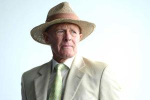 Geoff Boycott recovers from bypass surgery