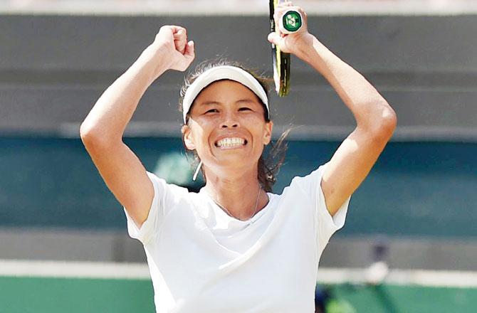 Hsieh Su-Wei is ecstatic after her win over Simona Halep
