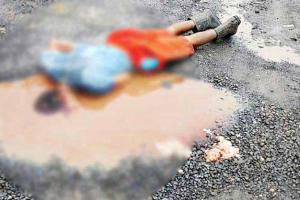 Mumbai: Another man loses life his life after two-wheeler skids over pothole