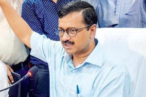 Arvind Kejriwal takes review meeting of progress of new mohalla clinics