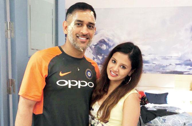 Sakshi Dhoni posted this picture with MSD on Instagram