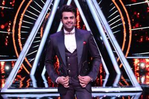 Maniesh Paul's Shoes-Off on Indian Idol 10!