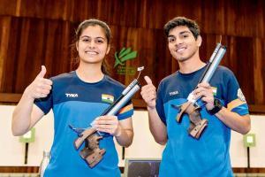Manu Bhaker-Anmol Jain pair clinch mixed air pistol team gold