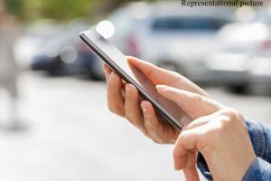 Smartphone use may lead to behavioural problems in teenagers
