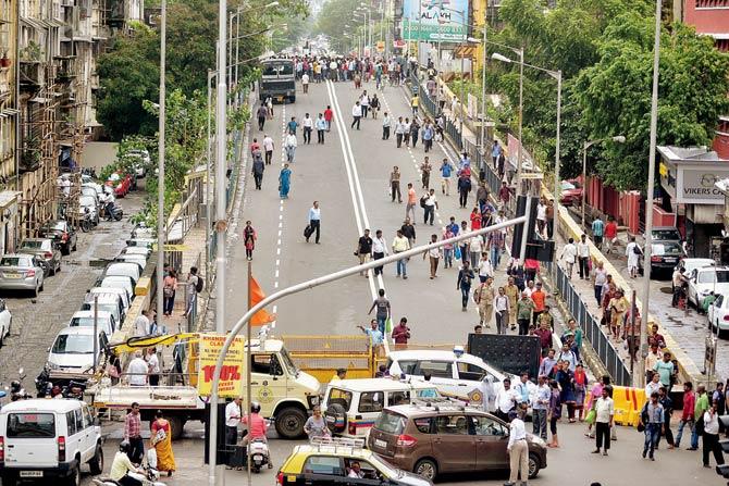 Traffic was diverted on Grant Road bridge