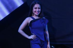 Neha Kakkar learns 'Bombaiyya words' from Indian Idol contestant