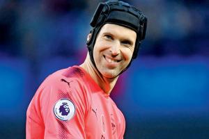 Goalkeeper Petr Cech determined to fight for Arsenal spot