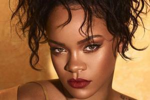 Rihanna sets her eyebrows with soap