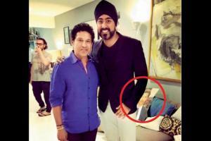 What is Hrithik Roshan's photo doing in Aamir Khan's home?