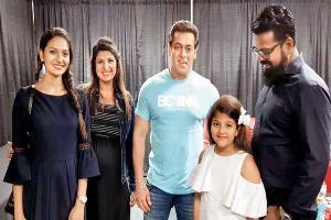 When Salman Khan met his Judwaa co-star Rambha with husband and daughters