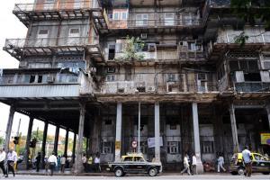 Watson's Hotel balcony collapse: Bombay HC slams authorities post incident