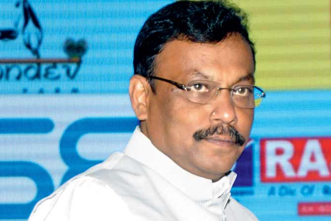 Vinod Tawde, State Edu Minister